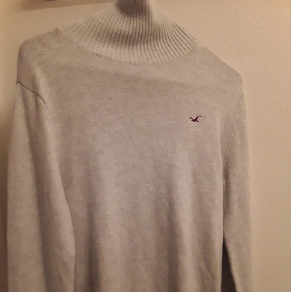 hollister turtleneck mens